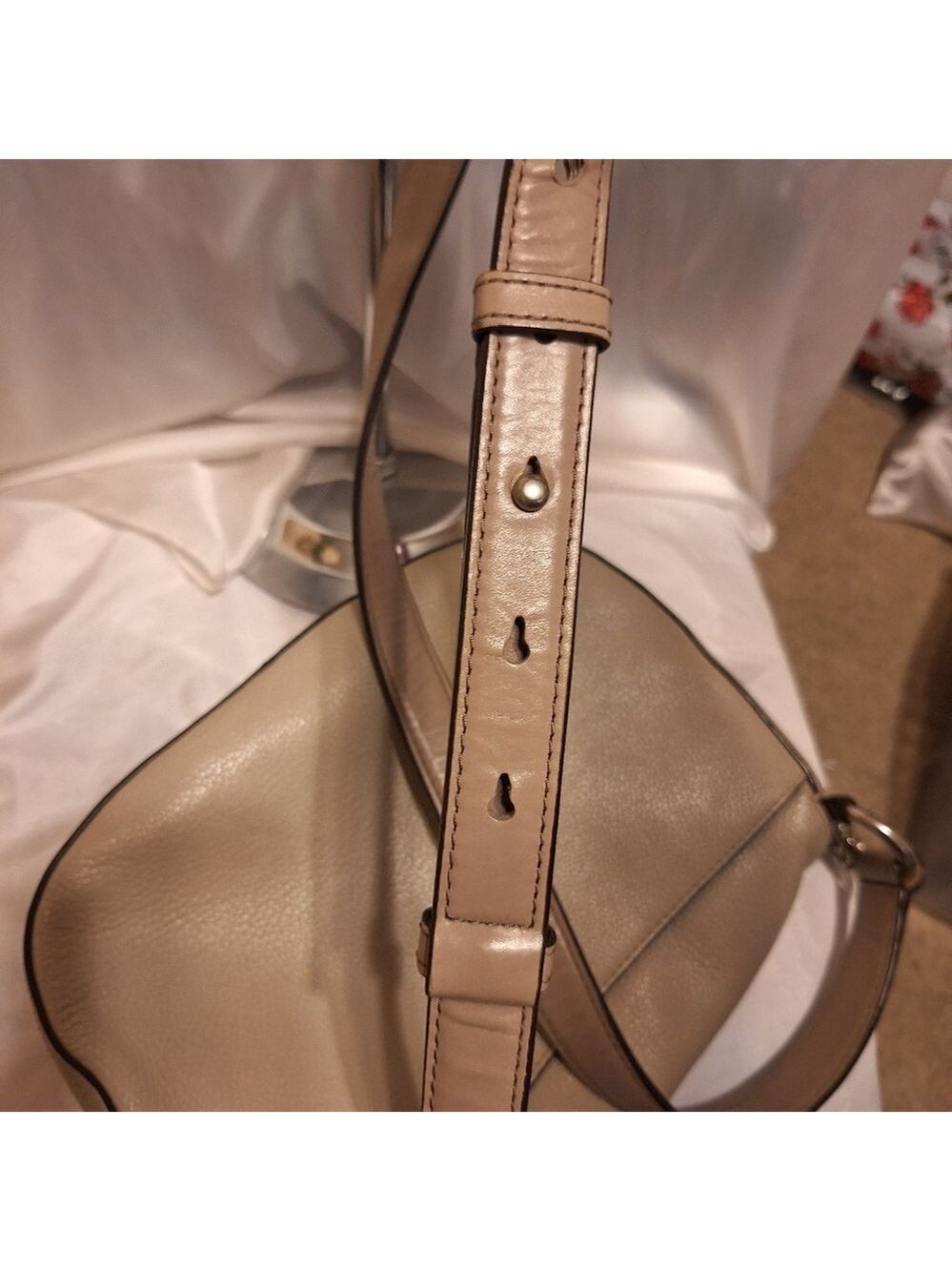 Michael Kors Elsey gray leather saddle bag crossbody with Tassels 10x8 euc - Picture 5 of 13